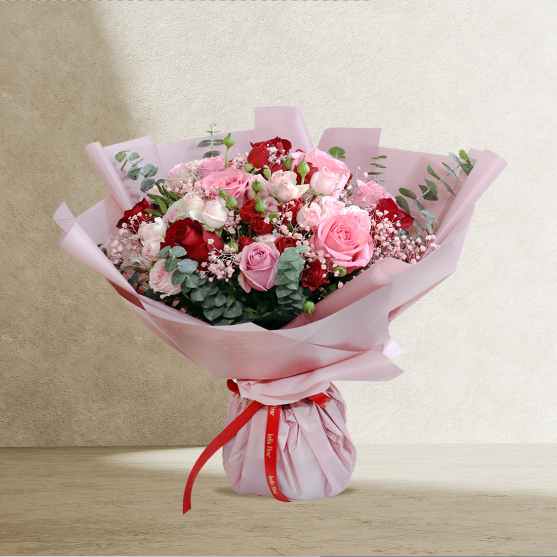 Brisa Bouquet - Sophisticated Beauty in Rich Purple Hues