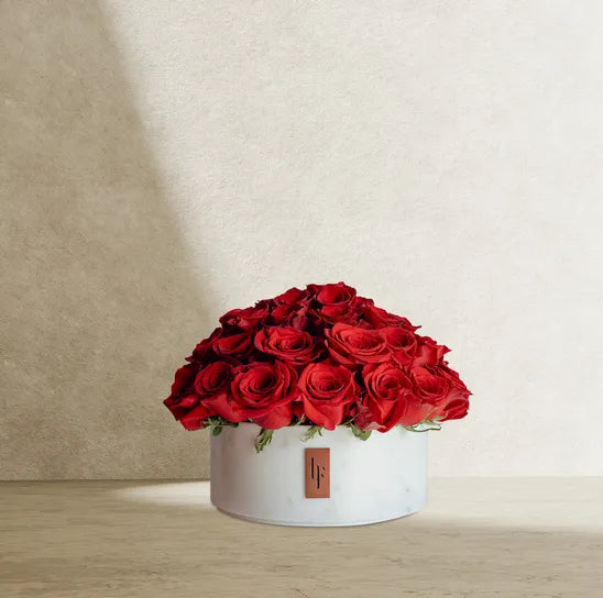 Desiree – Timeless Elegance in a Marble Bowl