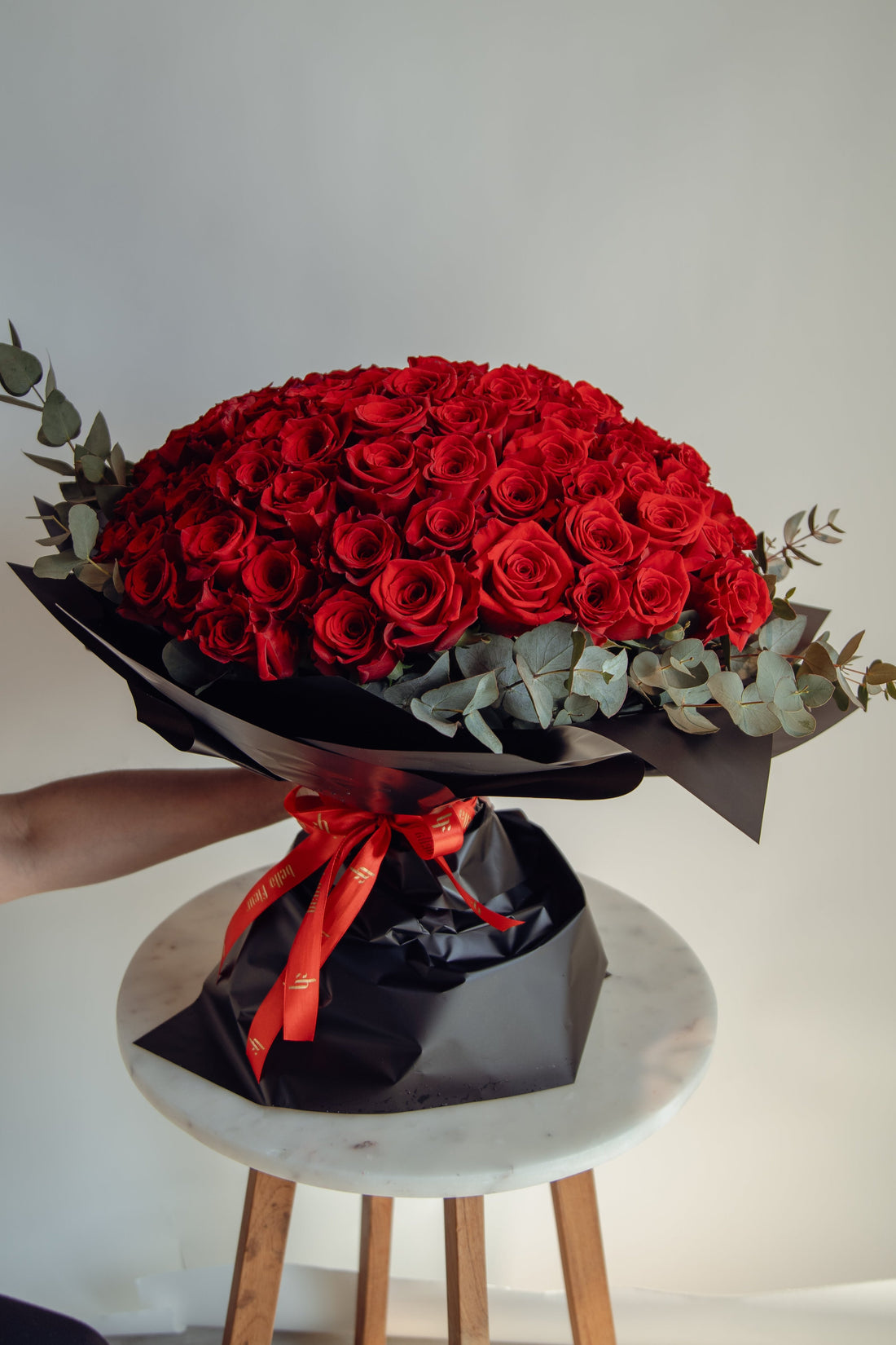 Red Roses Bouquet – A Timeless Declaration of Love