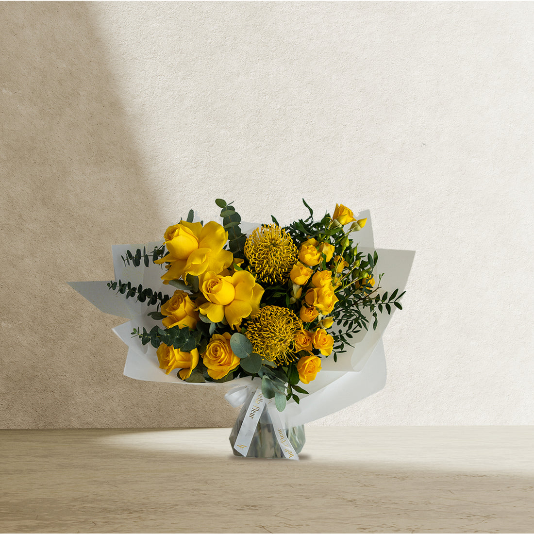 Dinnara Bouquet - Radiant Joy in Every Petal