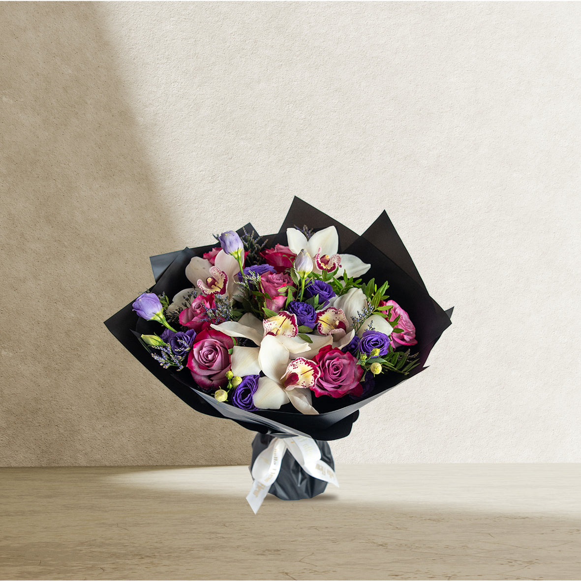 Sansa Bouquet - A Touch of Sophistication and Beauty